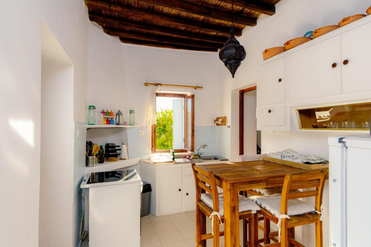 Spiti Marcos Villa Kini Exteriör bild